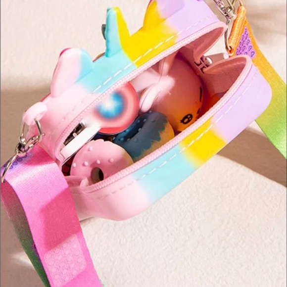 NWOT Rainbow Unicorn Pop It Mini Purse - Picture 8 of 15